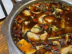 -乡土特色.冷锅鱼.牦牛肉汤锅