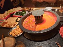 -晓宇重庆火锅(西安荟聚店)
