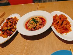 -渝信川菜 · 川味家常菜(财富购物中心店)