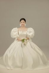 点击看大图 -挪娅婚纱摄影皇家会所