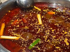 -肖肖酸萝卜鱼火锅(总店)