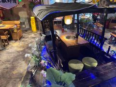 -城墙拐拐火锅(三峡广场黑金冠店)