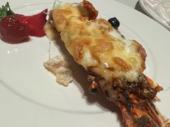 -大中华希尔顿酒店-念自助餐·嗨啤·小龙虾