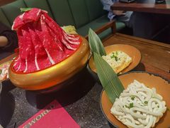 -牛New寿喜烧(虹桥新天地店)