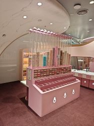 -奈尔宝·国风主题儿童乐园·亲子餐厅(豫园商城店)