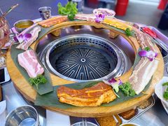 烤肉呼啦圈-玄希浪漫厨房·韩料烤肉(湖滨银泰in77店)