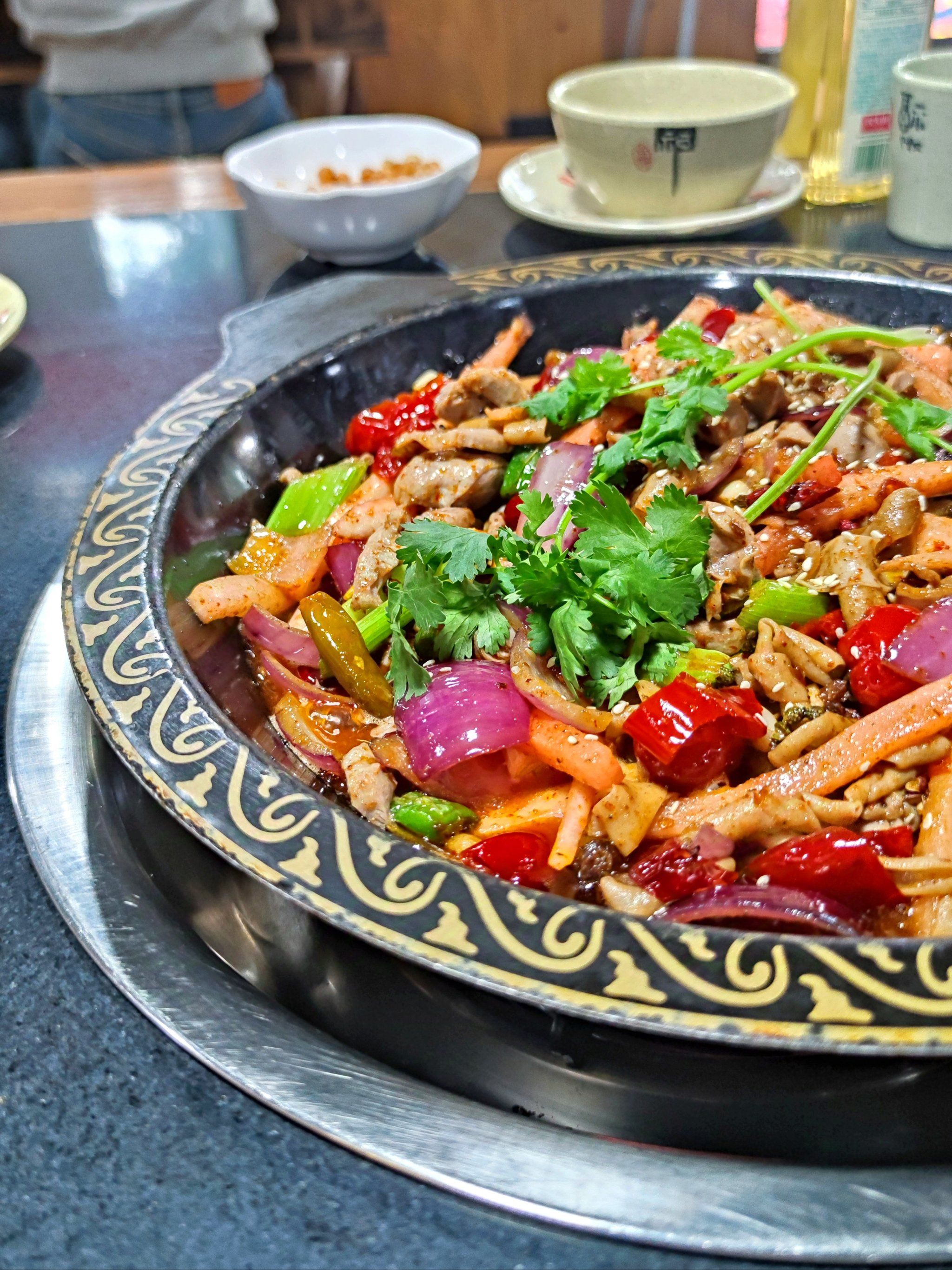 您的麻辣干锅,已上桌!