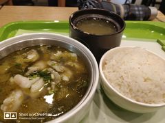 -老乡鸡(武汉中南梅苑小区地铁站店)