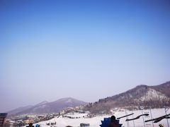 -中旅松花湖滑雪场