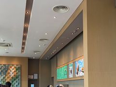 -星巴克(中山服务区西区店)