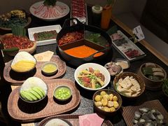 -三出山火锅(南京万象天地店)