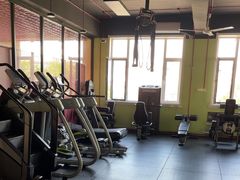 -英特健身俱乐部