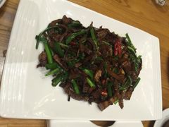 井冈山岩笋炒肉-原鄉本味 楚菜 丹江口鱼(北苑店)