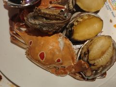 -领鲜活海鲜榴莲自助火锅(东门店)