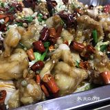 有点担心味道不好，7点就满坐了