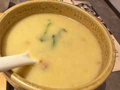 老济南甜沫-闫府私房菜·百年鲁菜(恒隆店)