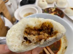 -李与白包子铺(桐梓林店)