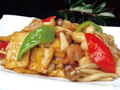 山菌虾仁烧豆腐-聚友斋(陶瓷琉璃馆水晶街店)