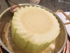 -得意咚瓜·顺德鱼生·冬瓜火锅(深圳首店)