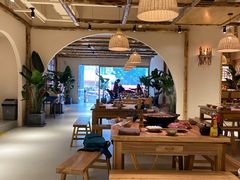 -白乐天毛肚火锅馆(解放碑店)