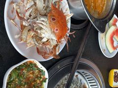 -海吃海喝海鲜烤肉餐厅