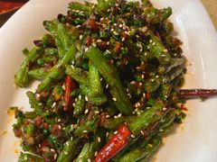-铜锣湾·有麝自然香(重庆新天地店)