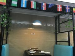 卡座-茅炒屋龙虾·烧烤·湘菜(新河路店)