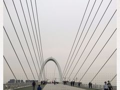 -南京眼步行桥