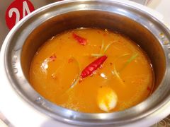 微辣锅底-百品聚旋转火锅(万德庄店)