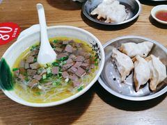 -黄阿姨锅贴大王(万航渡路店)