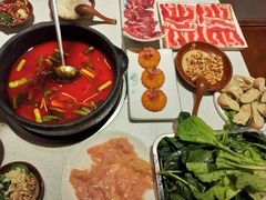 -贵府酸汤牛肉火锅·贵州老字号(飞山街店)