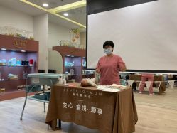 -妈咪爱月子中心·母婴护理