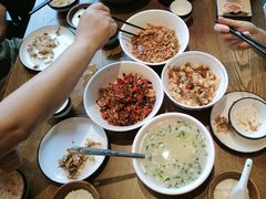 -八碗湘长沙市井菜(坡子街店)