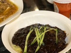 -桃园中华料理炸酱面(燕儿岛路店)