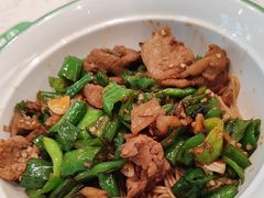 -百春原湖南牛肉粉(百联世纪店)