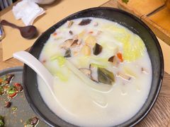 -来龙里 精致 东南亚餐室(万象城店)