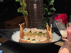 -蟹犇前•帝王蟹雪蟹(陆家嘴店)