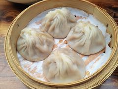 无锡小笼包-新万鑫银丝面·非遗无锡味(惠山古镇店)