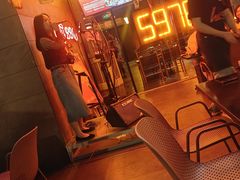 -何师烧烤Pro ·江湖川菜·小龙虾·精酿(太古里旗舰店)