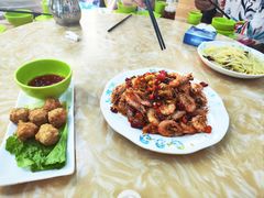 -小海豚•老字号海鲜餐厅(天涯店)