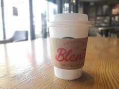 -星巴克(洛阳中州路王府井店)