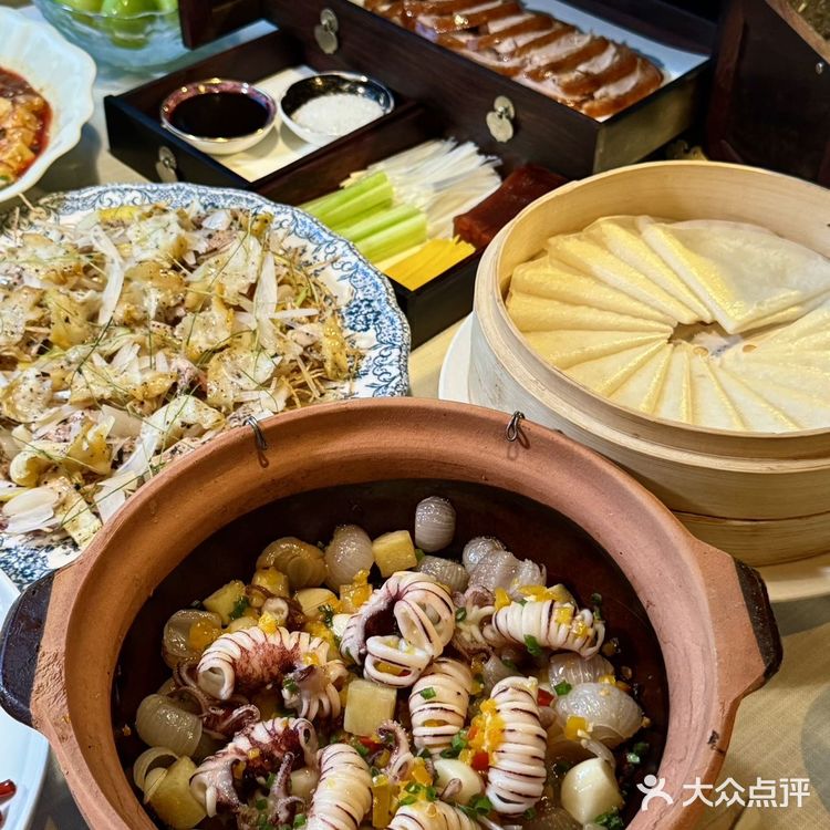 京城烤鸭这么卷了吗?!美食攻略必打卡