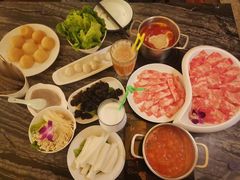 -云中捞高空旋转餐厅(商茂世纪广场店)