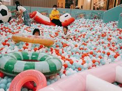 -新田360广场(上海华侨城店)