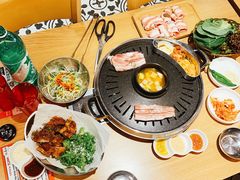 炸鸡-江南猪肉商会无限续吃(弘大店)