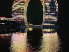 -湖州太湖旅游度假区-月亮广场