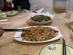 -洪霞餐馆