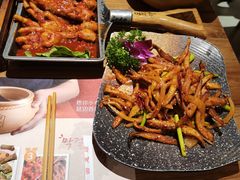 火辣鸡爪-冰川冷面·延边菜·炭烤串(观前店)