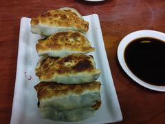 -小街锅贴(护国寺店)