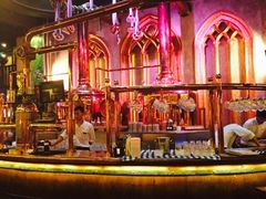 皇冠自酿啤酒坊-皇冠自酿啤酒坊(中国红街5号楼店)